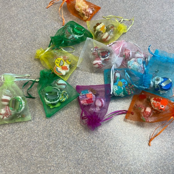 I d patch - Picture 1 of 6